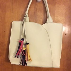 Elegant Cream Tote Bag with Tassel Accents
